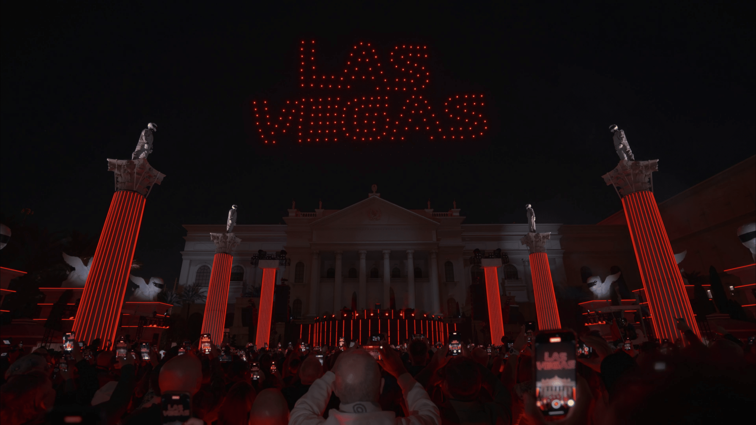 FORMULA 1 LAS VEGAS GRAND PRIX drone show